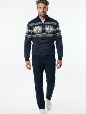 NWT Aspen Men’s Sm 100% Cotton Navy Blue Snowflakes Fair Isle Sweater